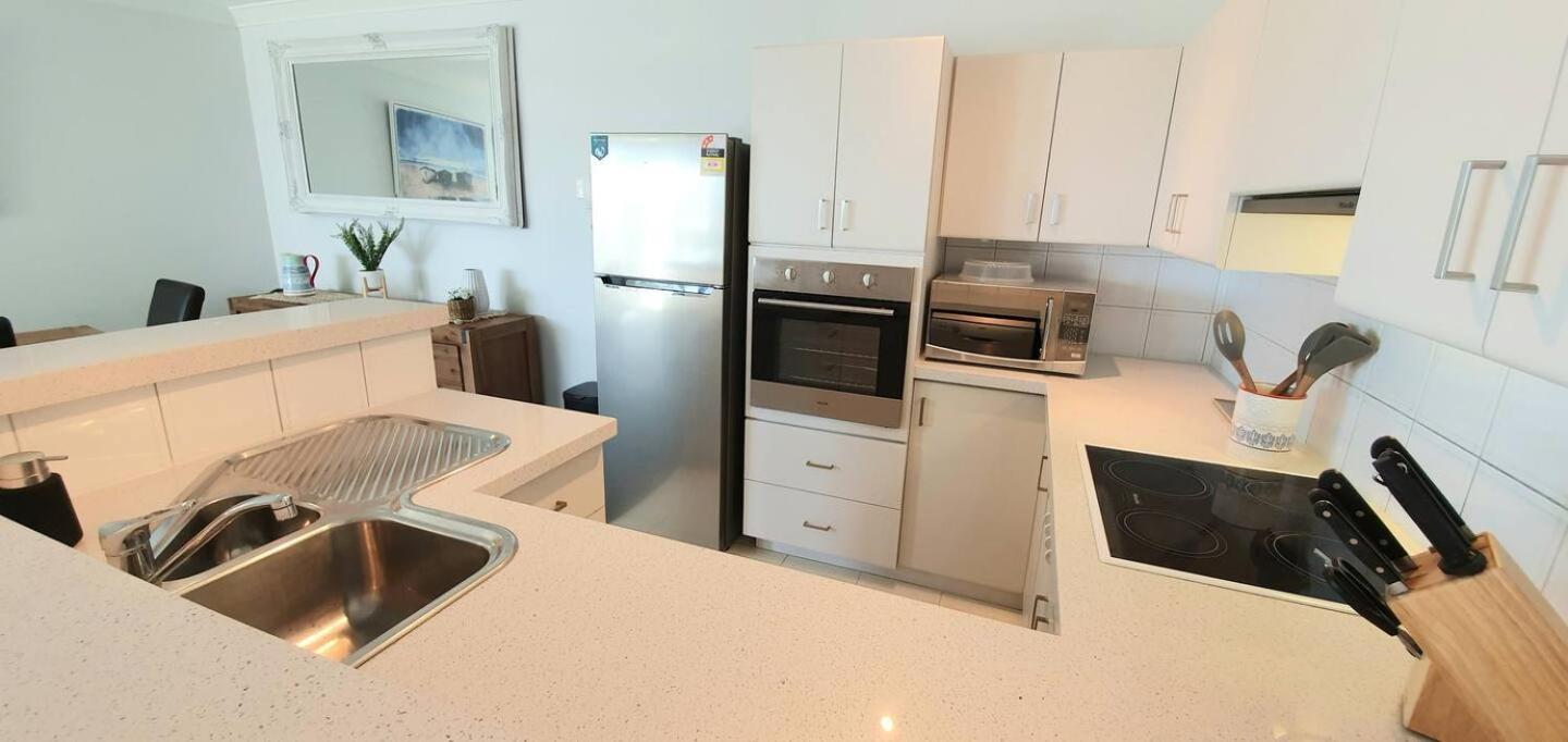 Sandcastles Beachfront Luxury Retreat Apartment 珀斯 外观 照片