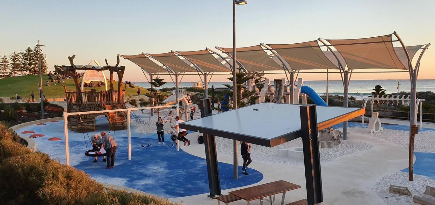 Sandcastles Beachfront Luxury Retreat Apartment 珀斯 外观 照片
