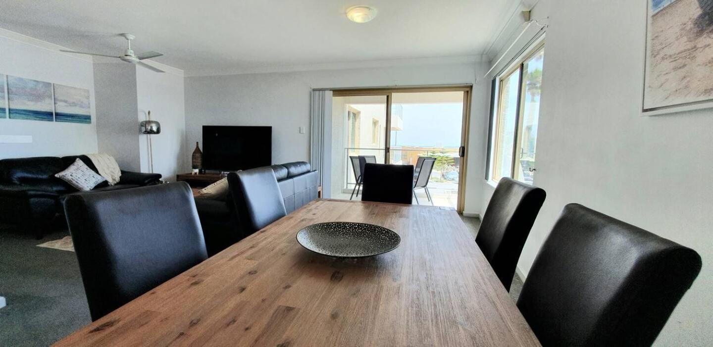 Sandcastles Beachfront Luxury Retreat Apartment 珀斯 外观 照片