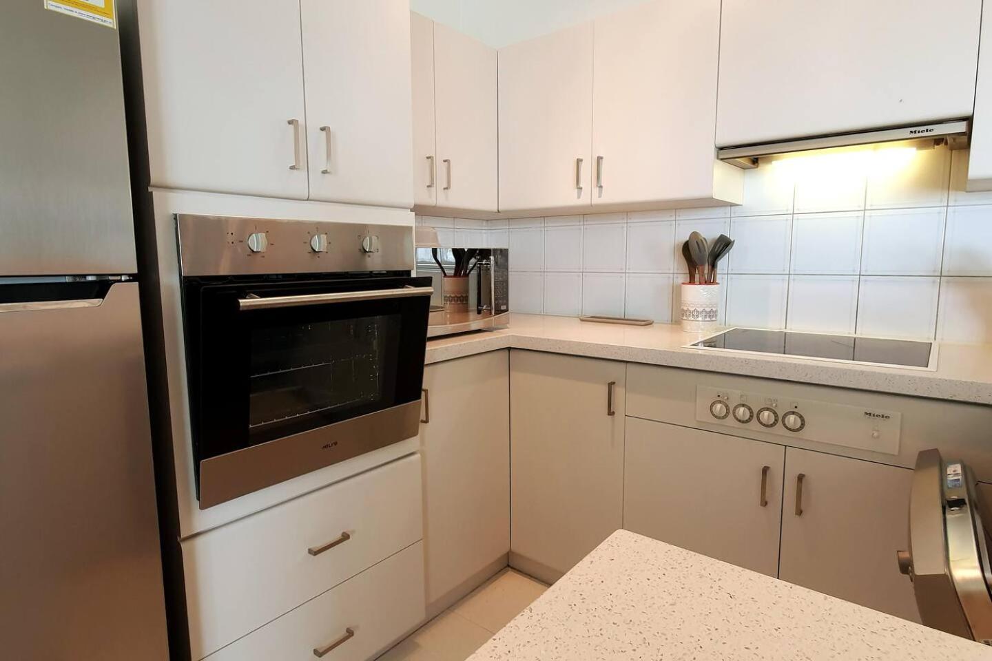 Sandcastles Beachfront Luxury Retreat Apartment 珀斯 外观 照片